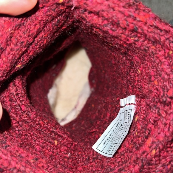 Classic Cardy Uggs - red-sangria sweater boots - Picture 9 of 12